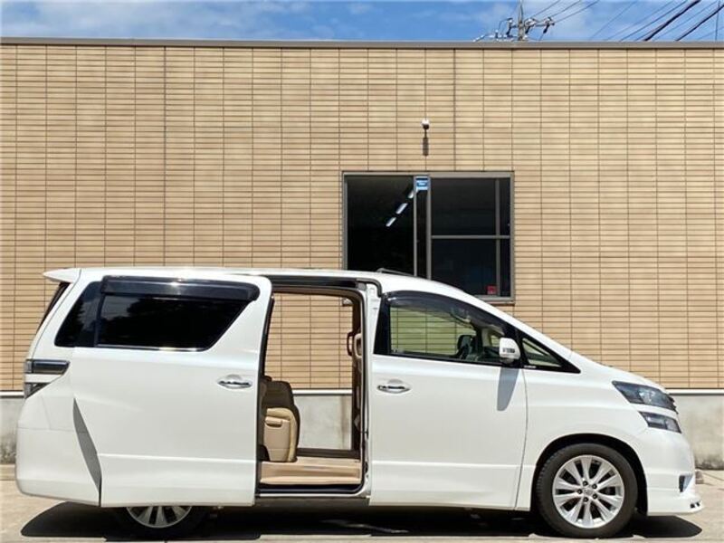 VELLFIRE