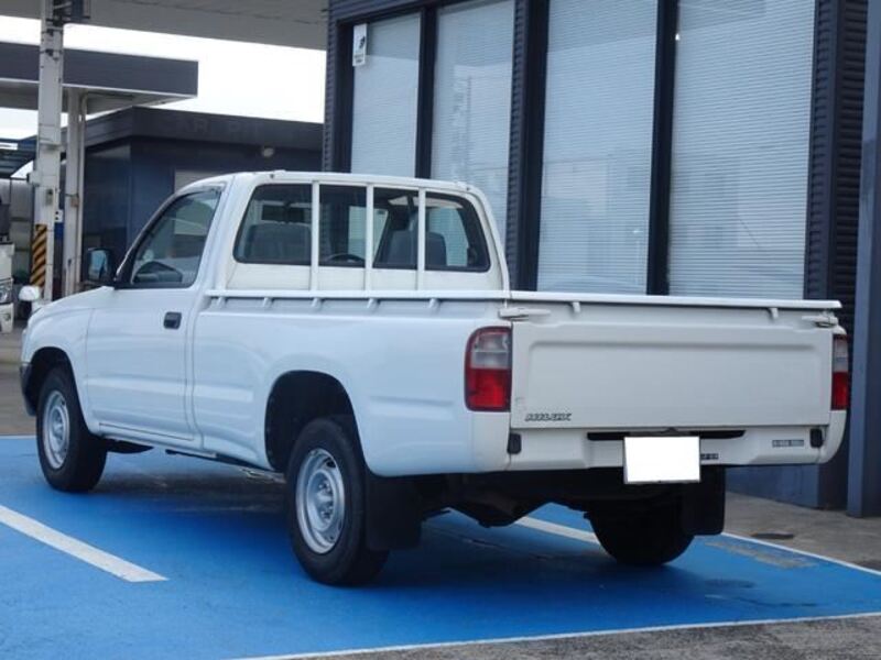 HILUX