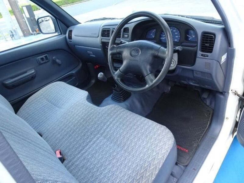 HILUX