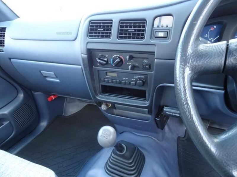 HILUX