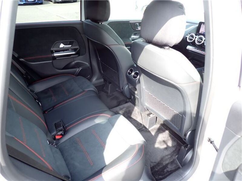 B-CLASS