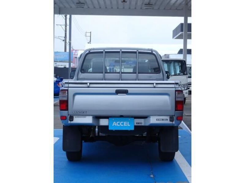 HILUX