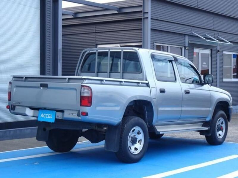 HILUX