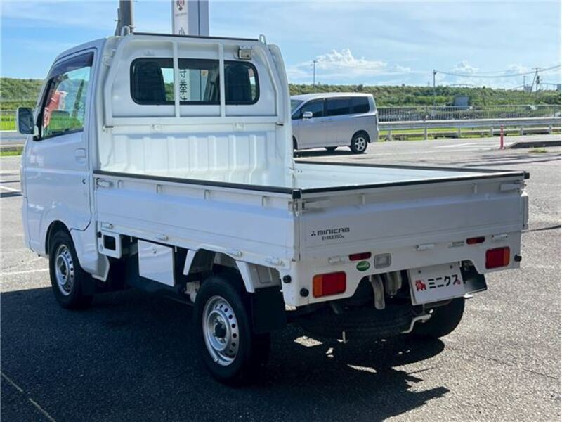 MINICAB TRUCK