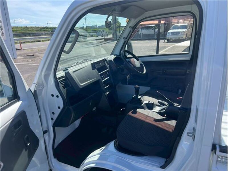 MINICAB TRUCK