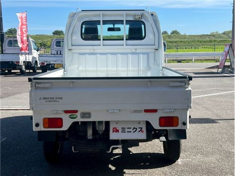 MINICAB TRUCK