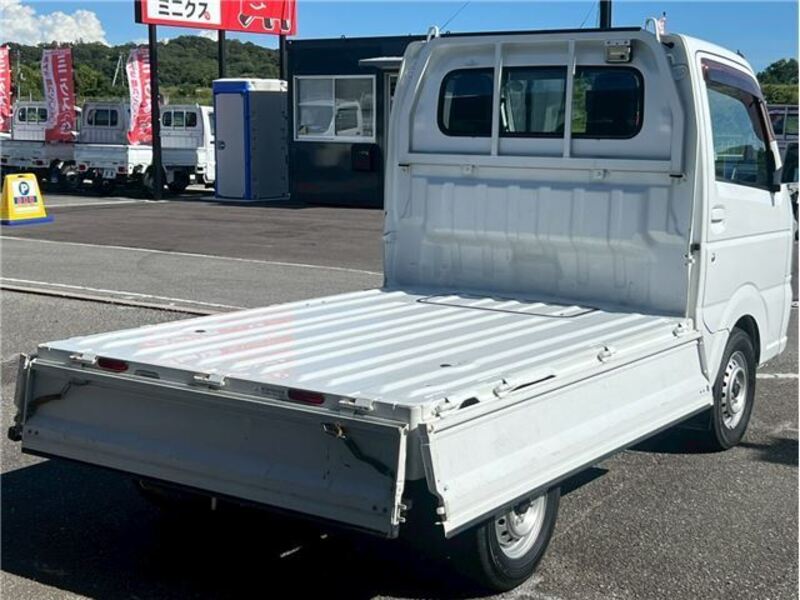 MINICAB TRUCK