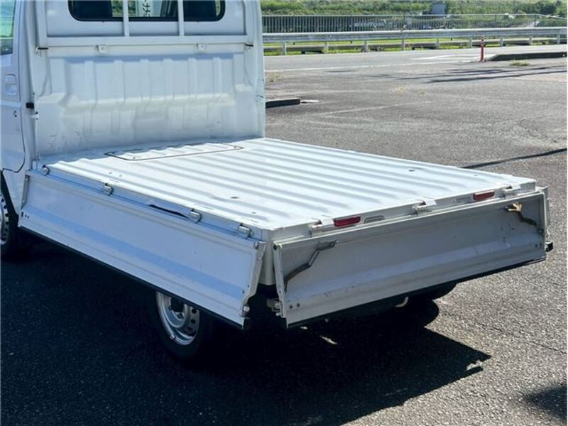 MINICAB TRUCK