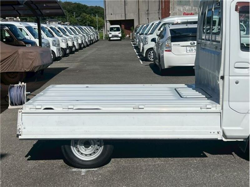 MINICAB TRUCK