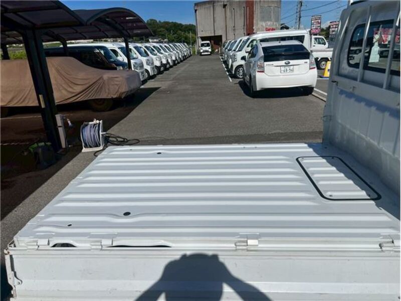 MINICAB TRUCK