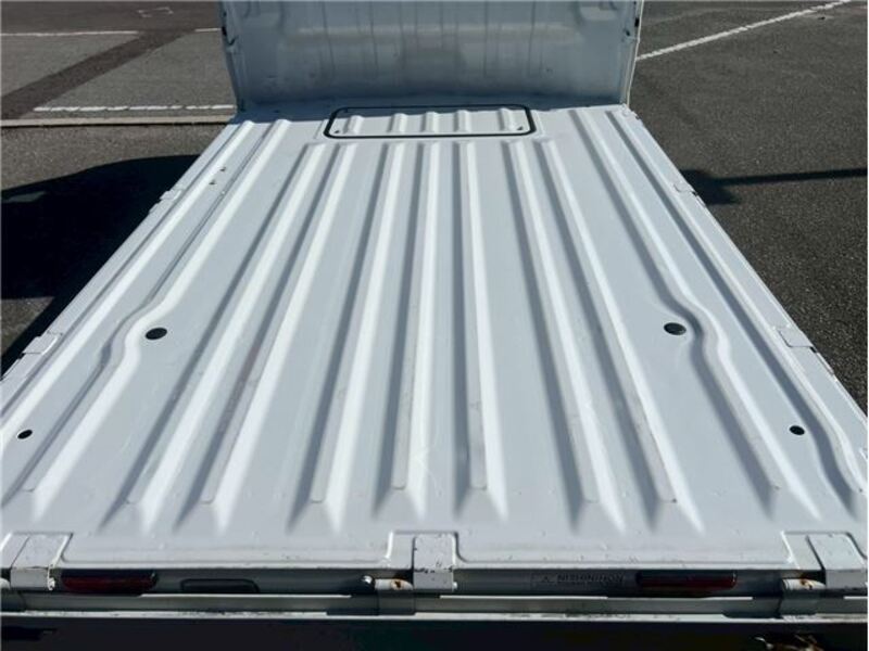 MINICAB TRUCK