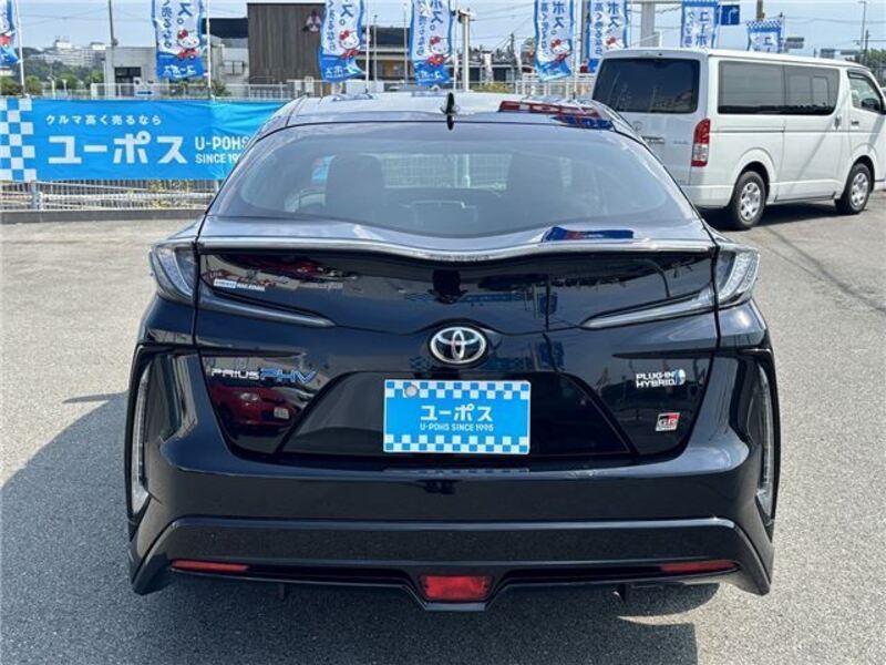 PRIUS PHV