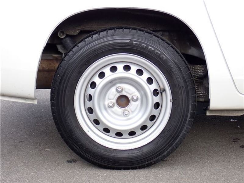 SUCCEED VAN