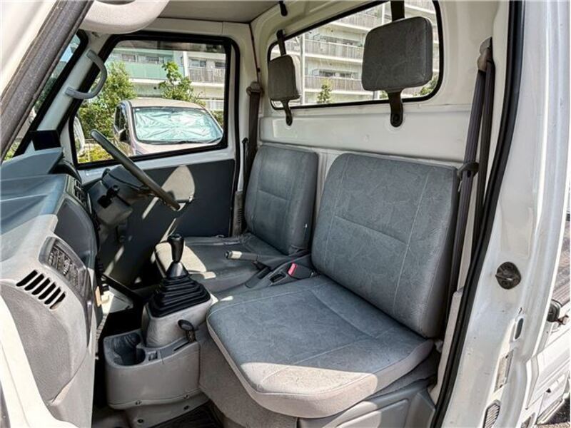 MINICAB TRUCK