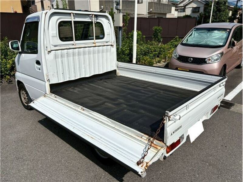 MINICAB TRUCK