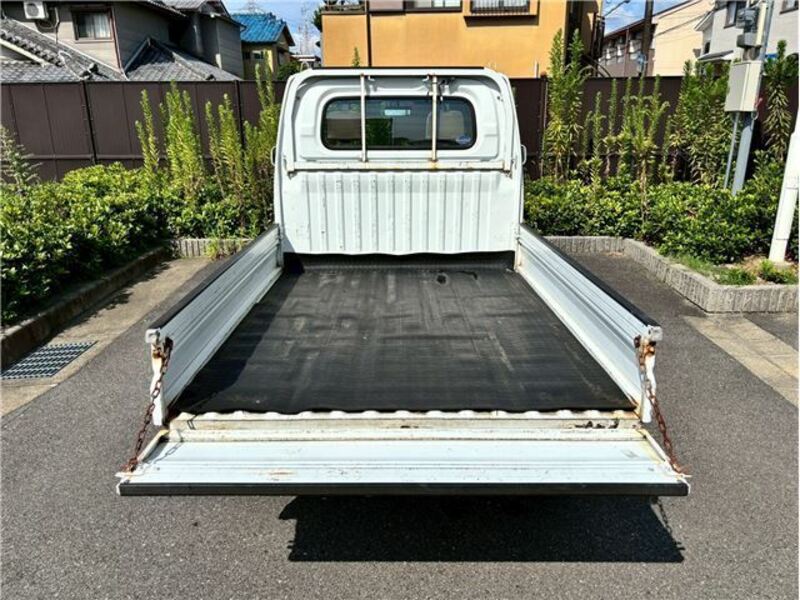 MINICAB TRUCK