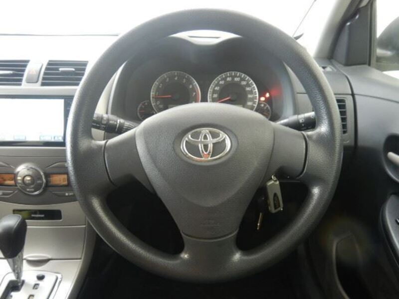 COROLLA FIELDER