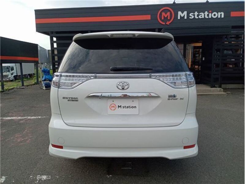 ESTIMA HYBRID