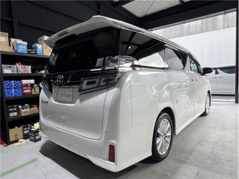 VELLFIRE