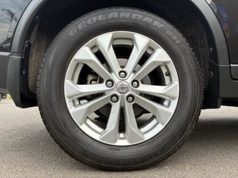 X-TRAIL