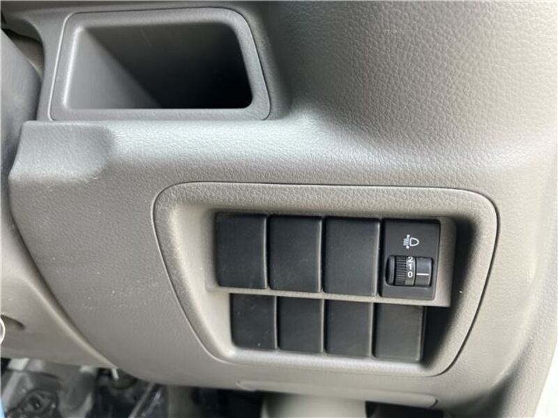 MINICAB VAN