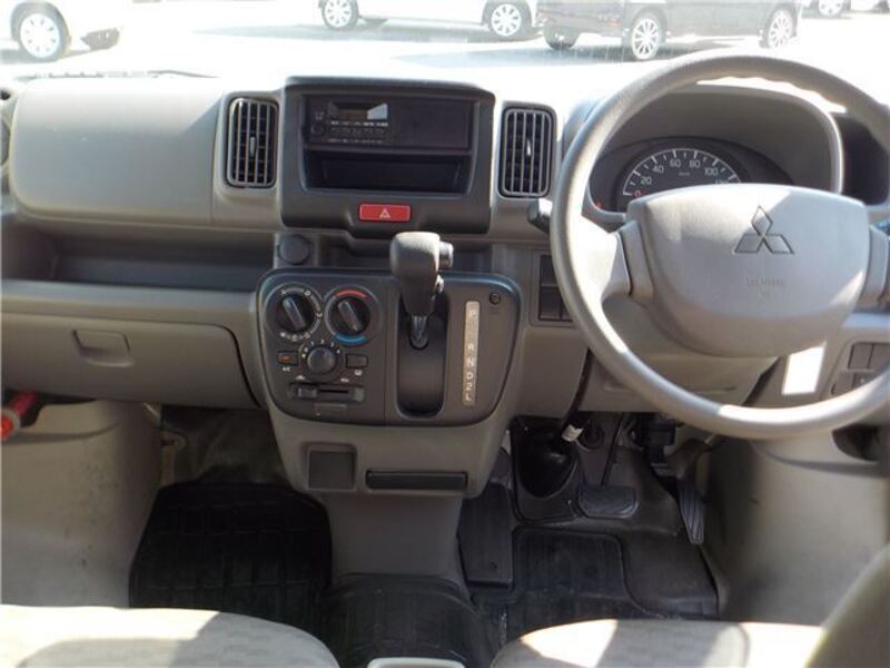 MINICAB VAN