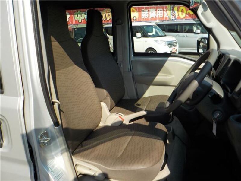 MINICAB VAN