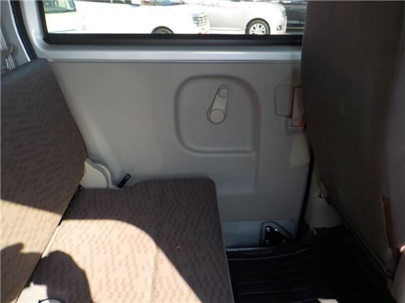 MINICAB VAN