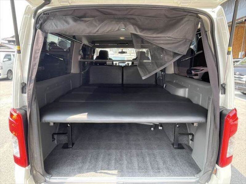 NV350 CARAVAN