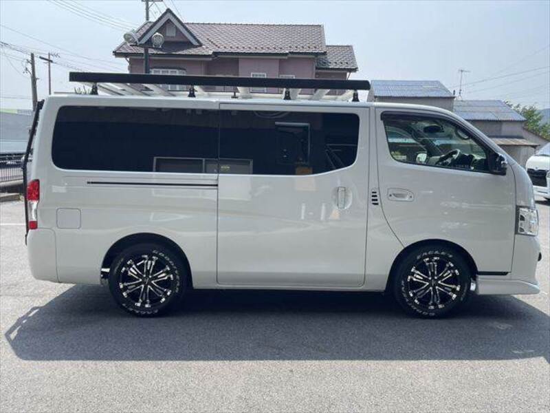 NV350 CARAVAN