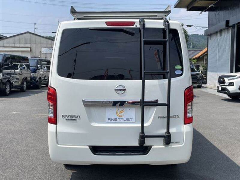 NV350 CARAVAN