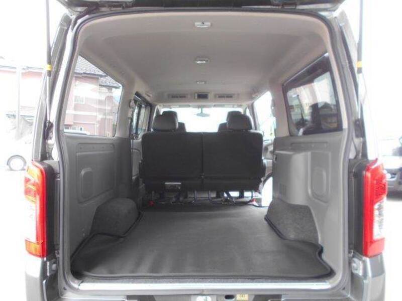 NV350 CARAVAN