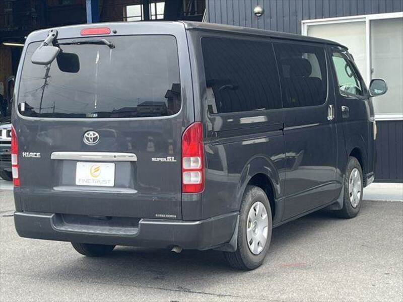 HIACE VAN