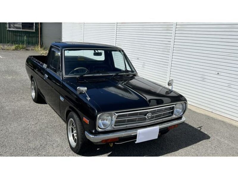 NISSAN SUNNY TRUCK
