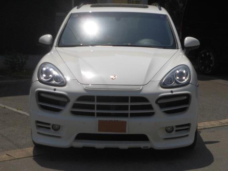 CAYENNE