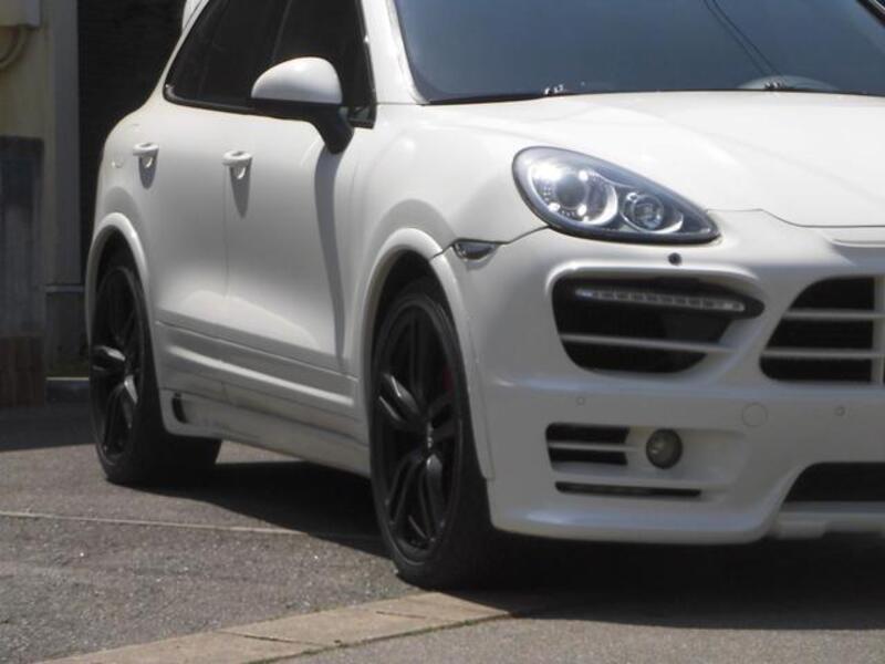 CAYENNE