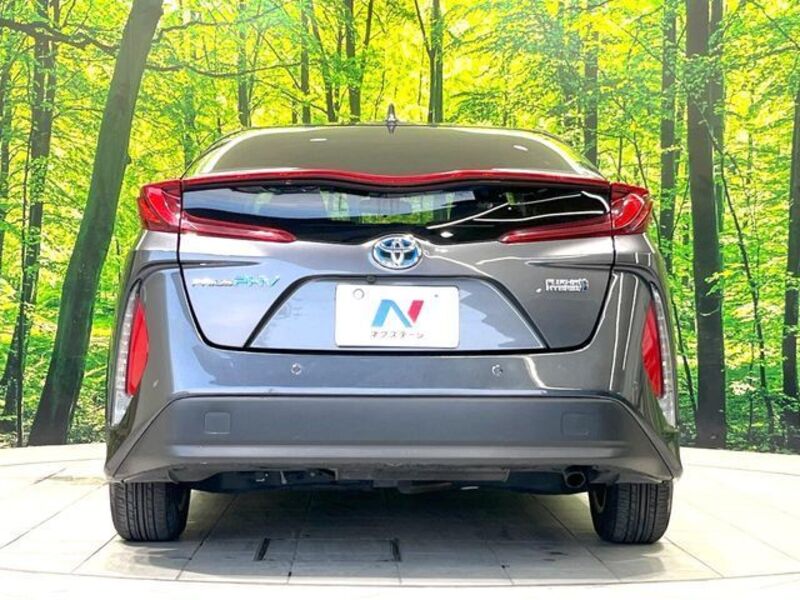 PRIUS PHV