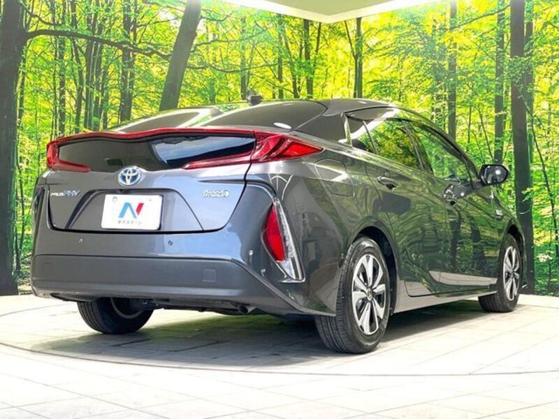 PRIUS PHV