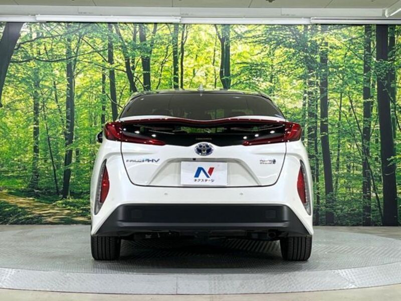 PRIUS PHV