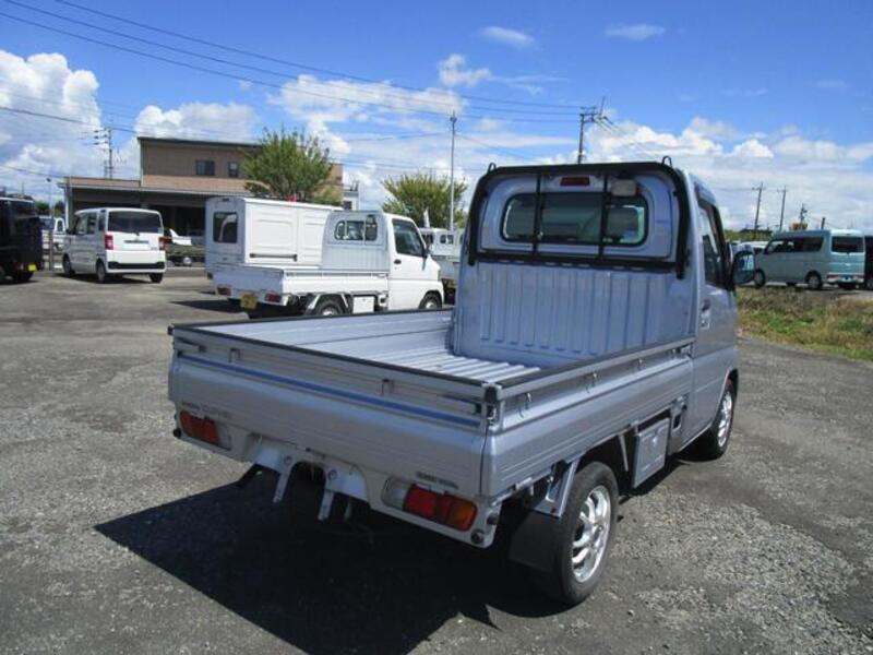 CLIPPER TRUCK