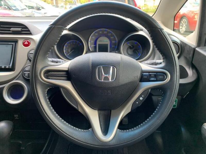 FIT HYBRID