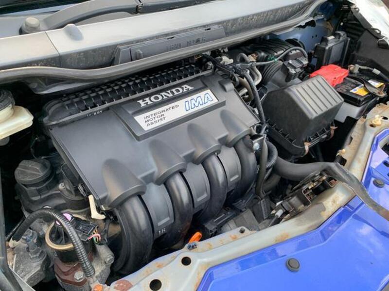 FIT HYBRID