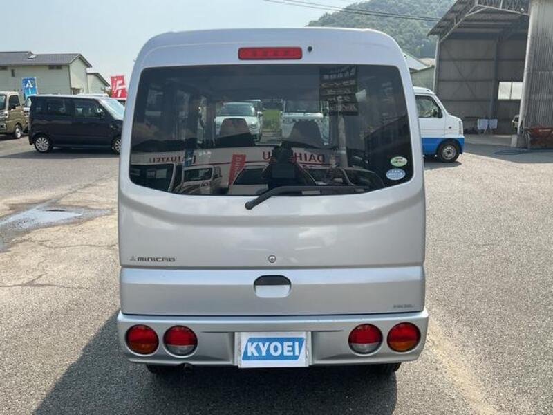 MINICAB VAN