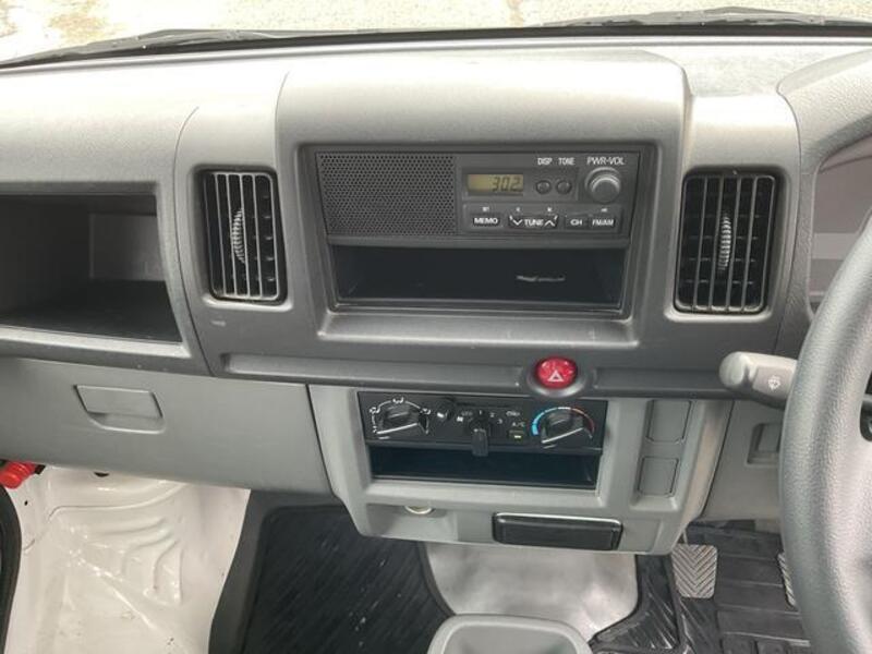 MINICAB TRUCK