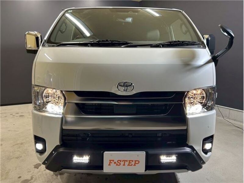 HIACE
