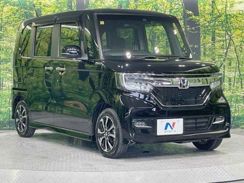 N BOX CUSTOM