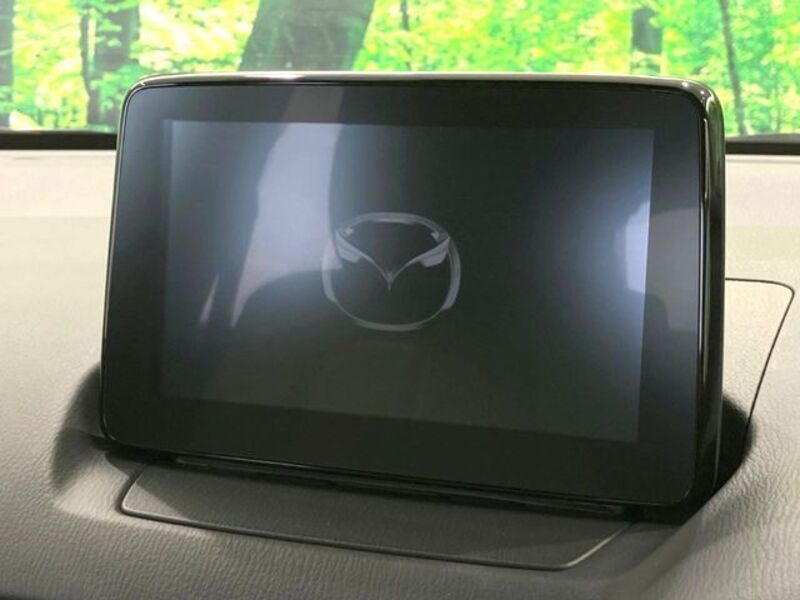 MAZDA2