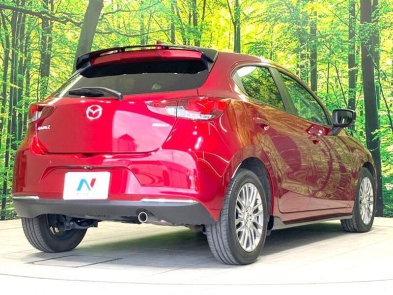 MAZDA2