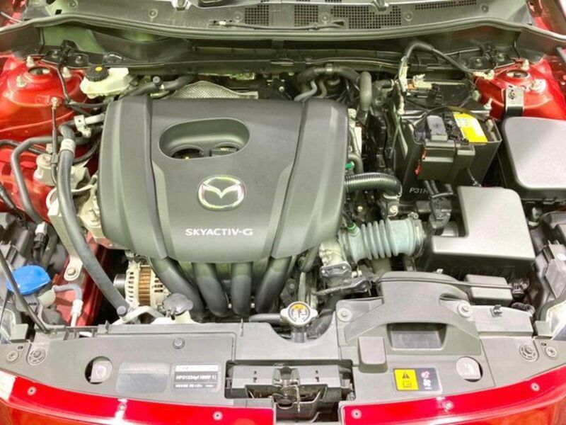 MAZDA2