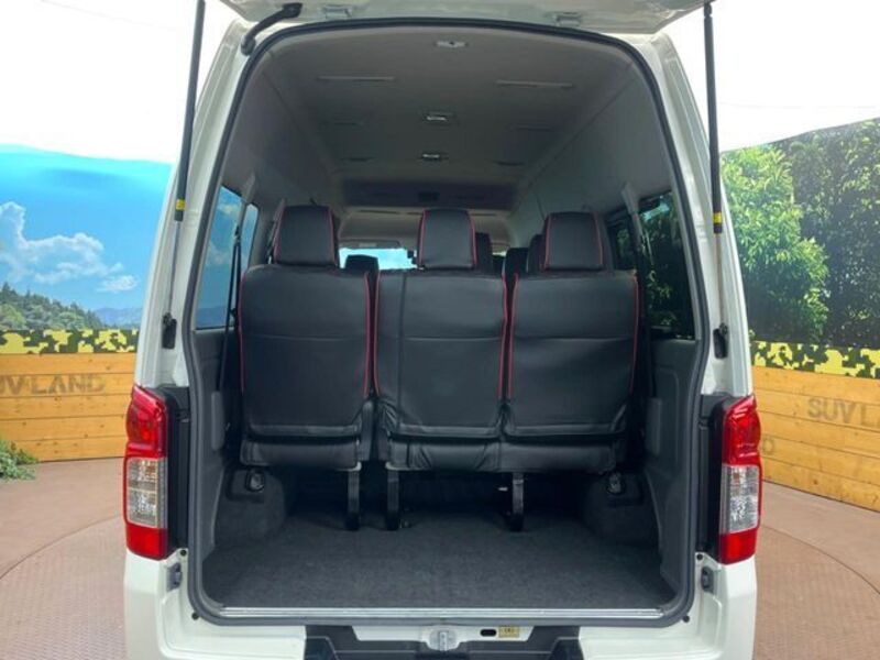NV350 CARAVAN WAGON